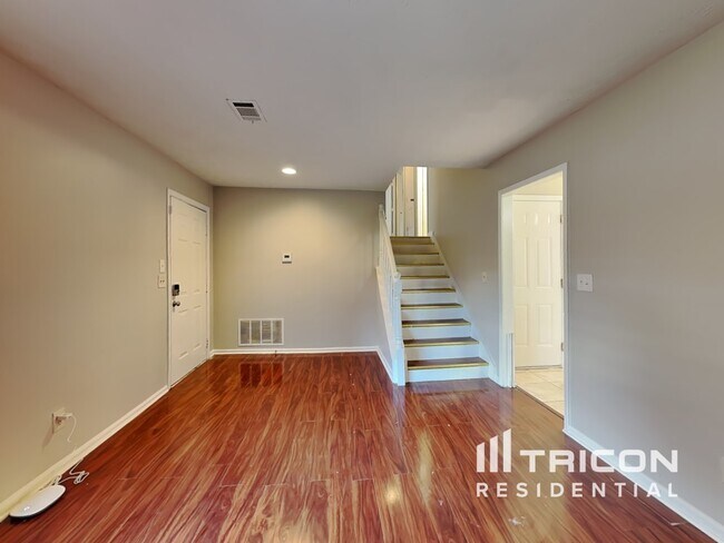 Building Photo - 4069 Valley Brook Rd
