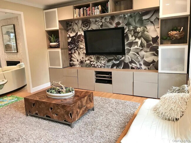 Building Photo - 24 Wilafra Pl