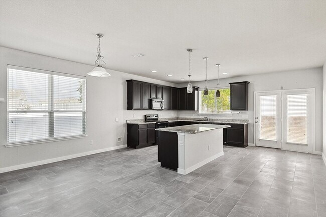 Building Photo - 9205 Benevolent Ct