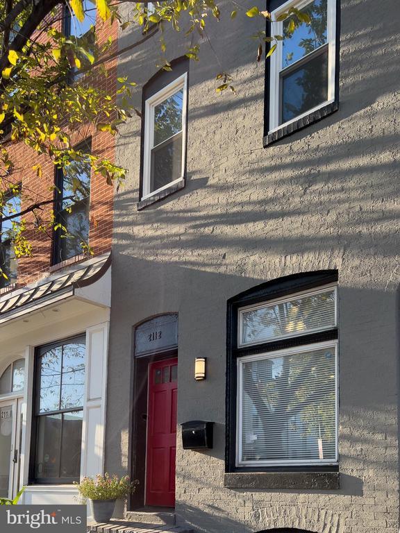 Building Photo - 2112 Eastern Ave