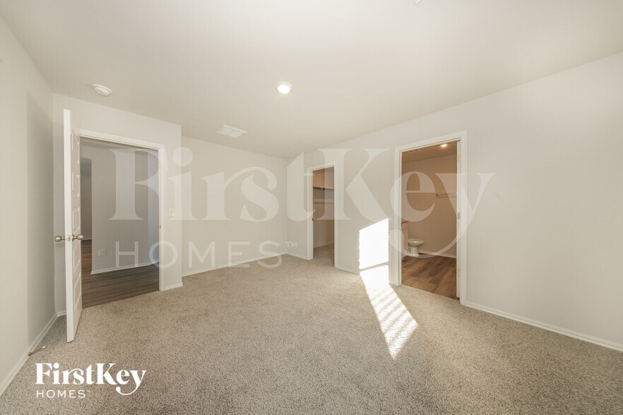 Building Photo - 428 Kale Rd