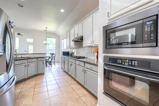 Building Photo - 2860 Prado