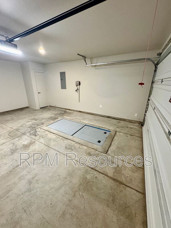 Building Photo - 8401 NW 162nd St