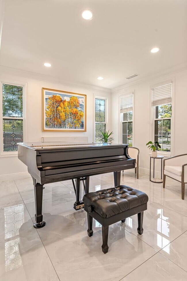 Building Photo - Luxurious French Country Estate in Ladera Ranch – Fully Furnished with Flexible Short-Term Lease ...