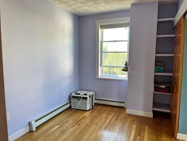 Building Photo - 15 3rd St