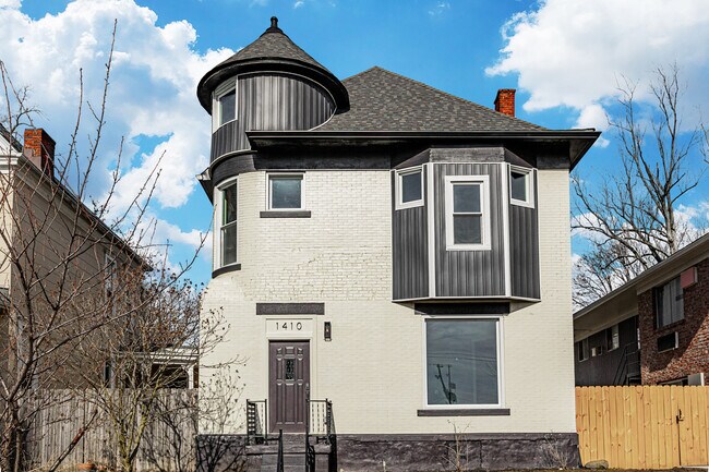 Primary Photo - 1410 Fair Ave
