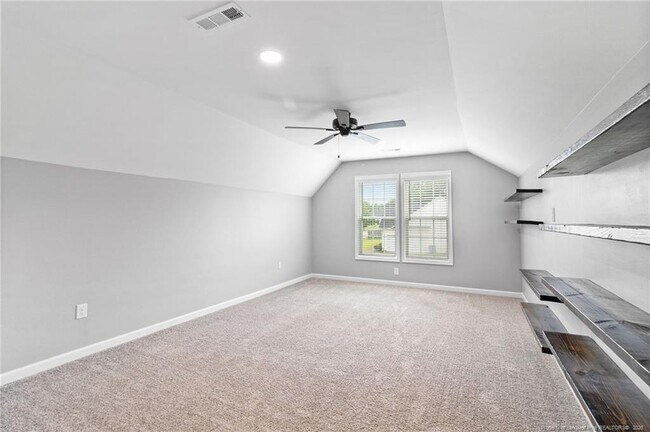 Building Photo - 118 Newport Ct