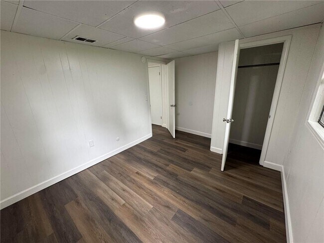 Building Photo - 2855 Gill Rd
