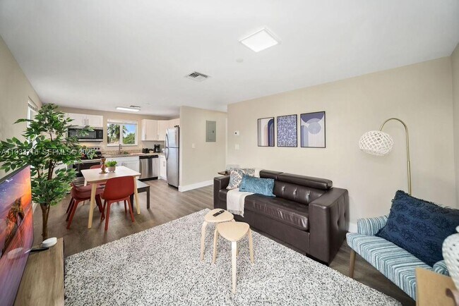 Building Photo - 2311 Scott St