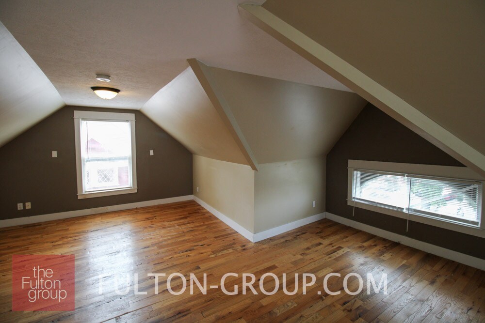 Building Photo - 140 Diamond Ave SE