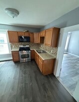 Building Photo - 53 Brook St