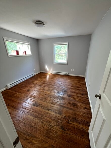 Building Photo - 3178 Saffer St