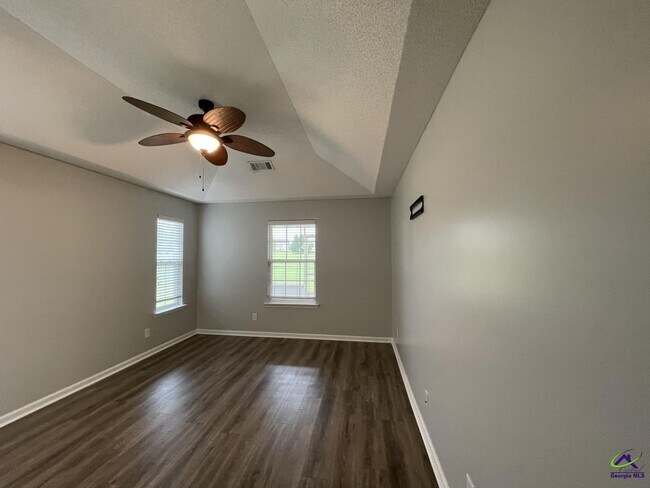 Building Photo - 200 S Houston Springs Blvd