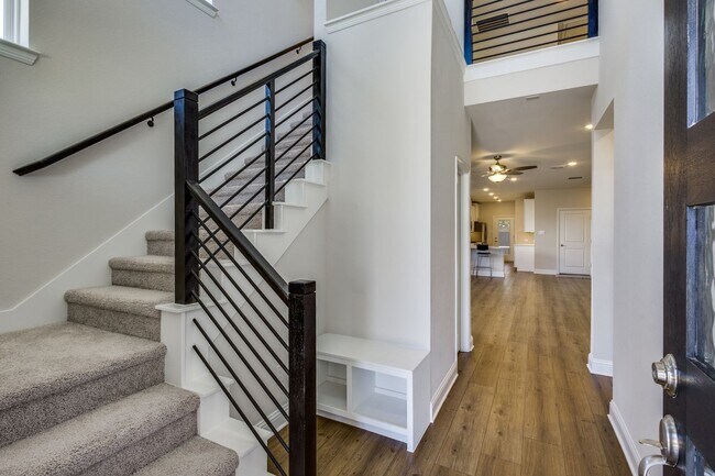 Building Photo - 10538 Downy Cup Dr