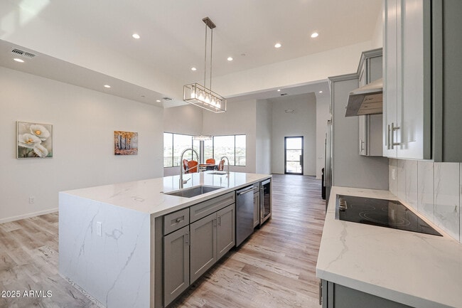 Building Photo - 14914 E Zapata Dr