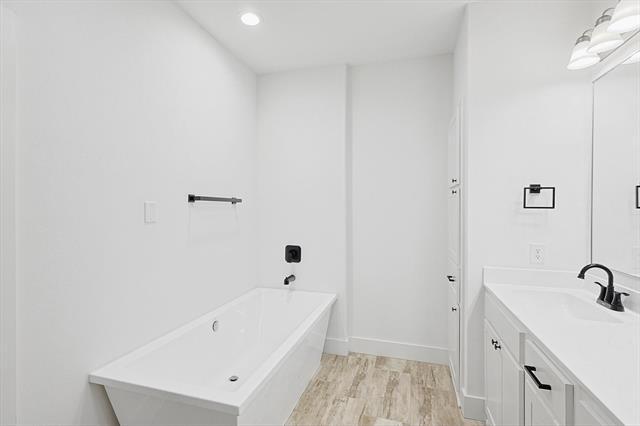 Building Photo - 4912 Ridglea Ln