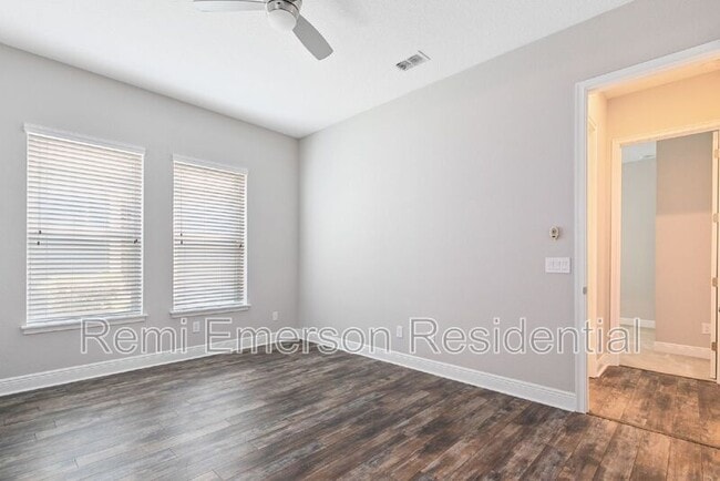 Building Photo - 9211 Neher St