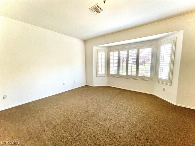 Building Photo - 2741 Hartwick Pines Dr