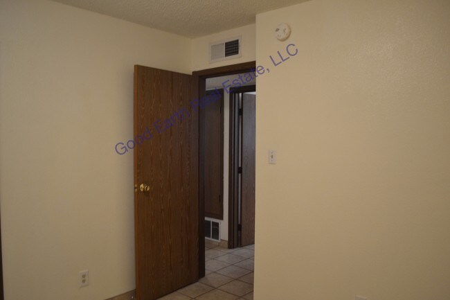 Building Photo - 1718 Webster