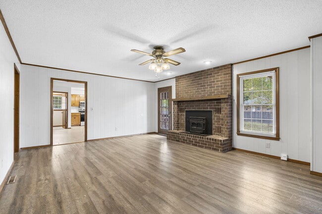 Building Photo - 3225 S Kimbrough Ct