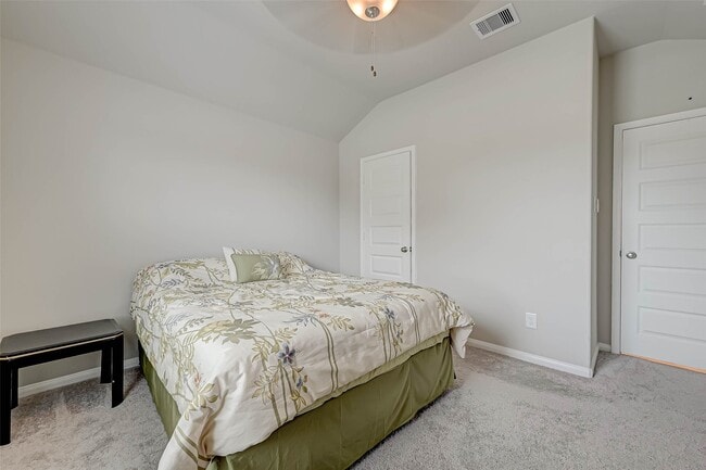 Building Photo - 3206 Dry Creek Dr