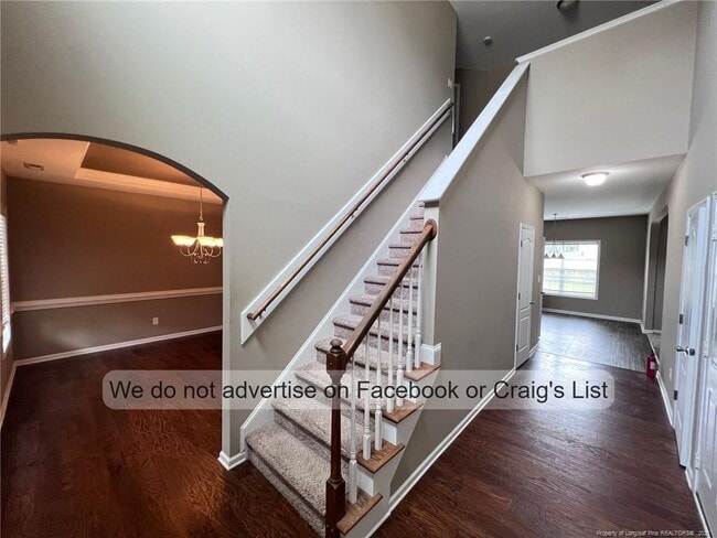 Building Photo - 2717 Altgero Ave