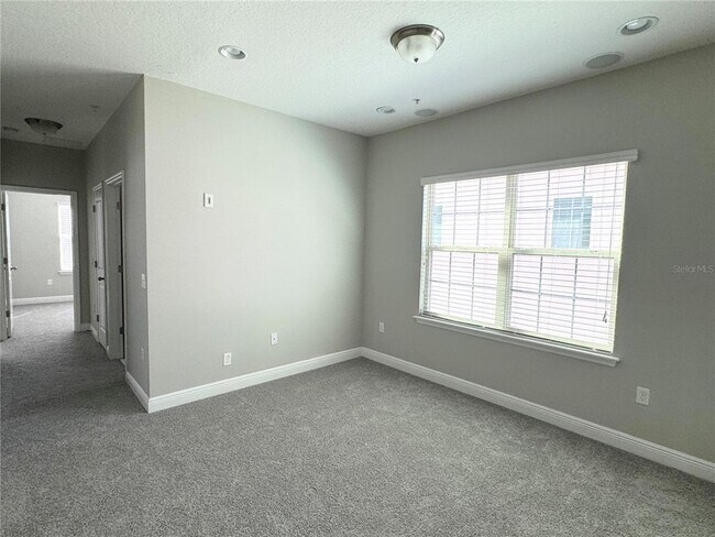 Building Photo - 9434 Trinana Cir