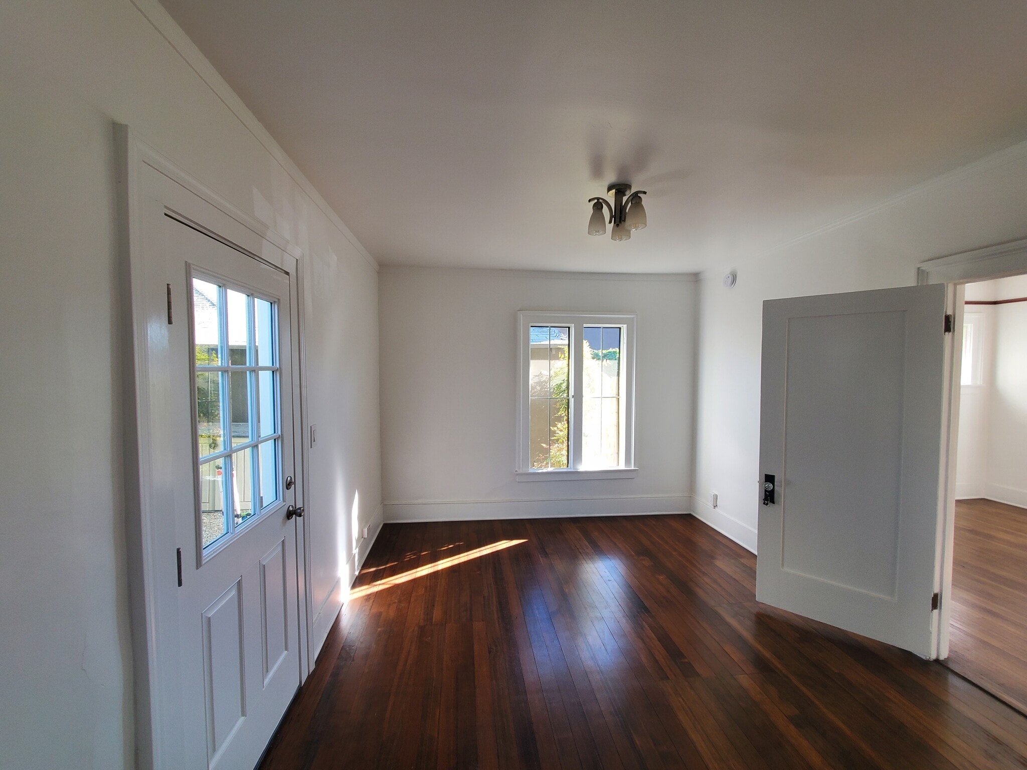 Building Photo - 2666 Cimarron St