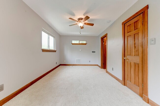 Building Photo - 13918 Hummingbird Ln