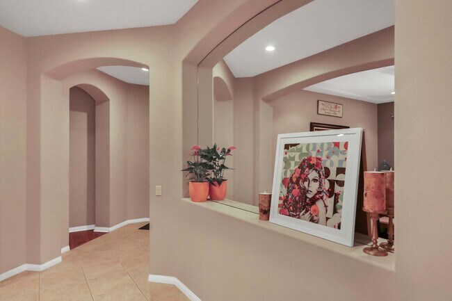 Building Photo - 53 Via Del Rossi