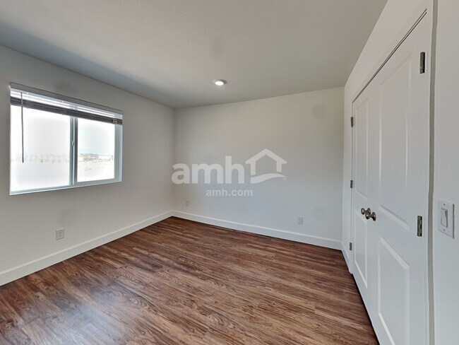 Building Photo - 9156 Liberty Cap Ct