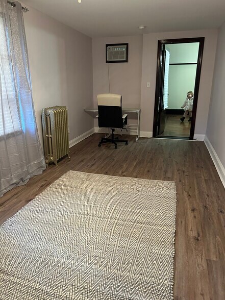 Building Photo - 116 Morris Ave