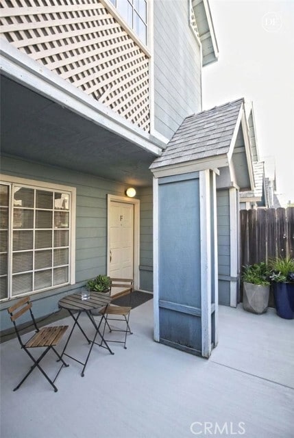Building Photo - 1211 Huntington Dr