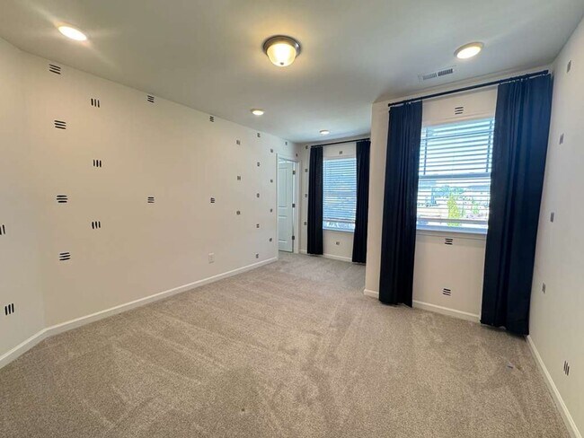 Building Photo - MODEL HOUSE-Experience refined living in the 3 bed, 2.5 bath, 2 car garage brand new, impeccably ...