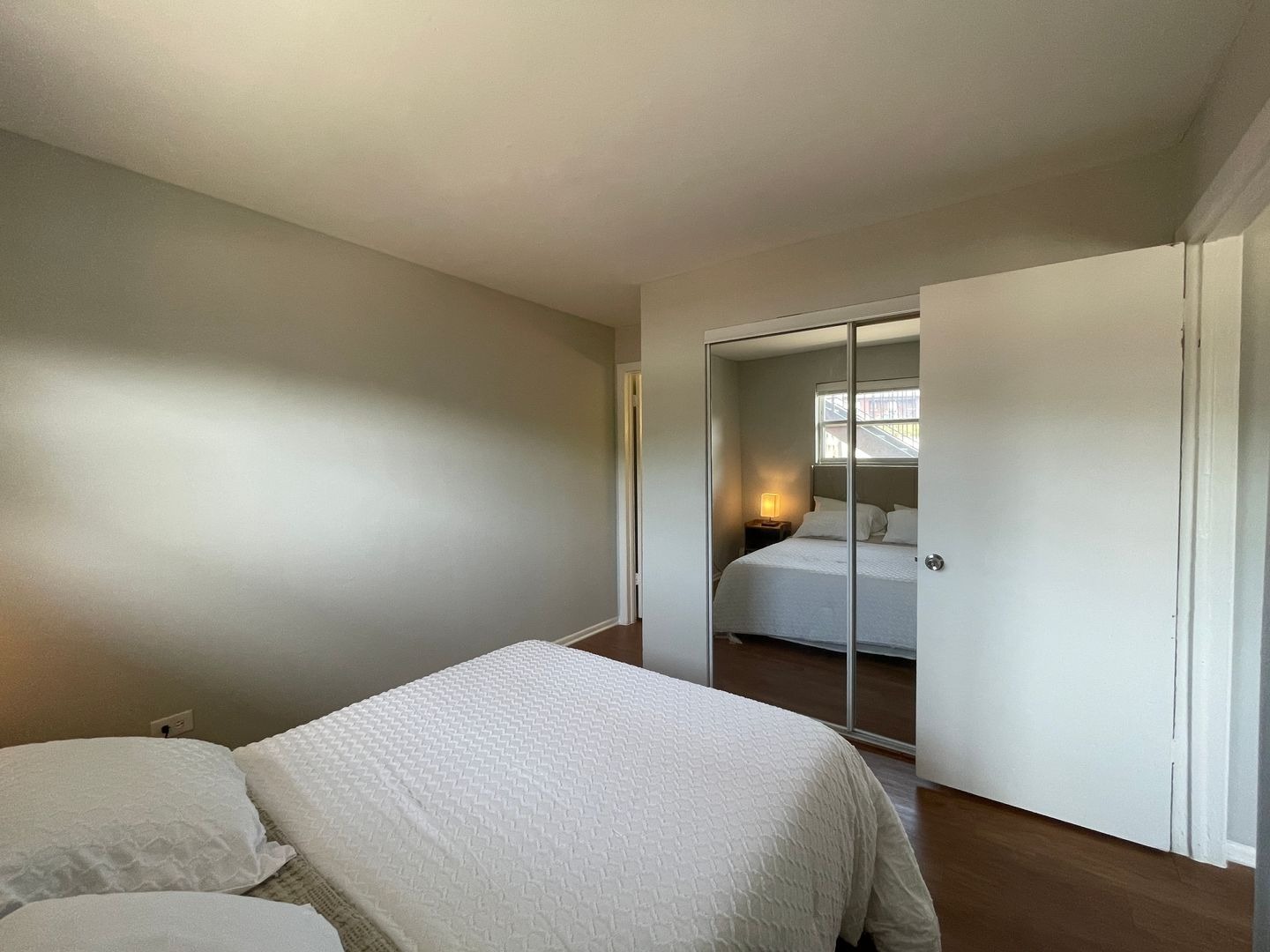 Building Photo - 4649 N Beacon St