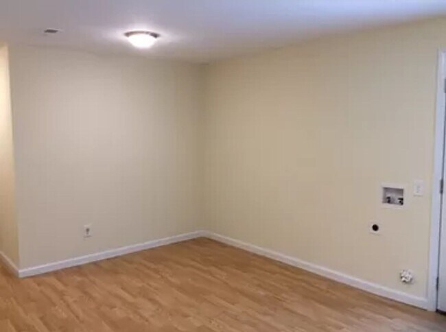 Building Photo - The Cozy Home: 3-Bedroom Rental in Vibrant Apex