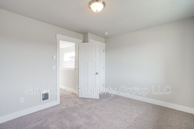 Building Photo - 2928 NW 16th St