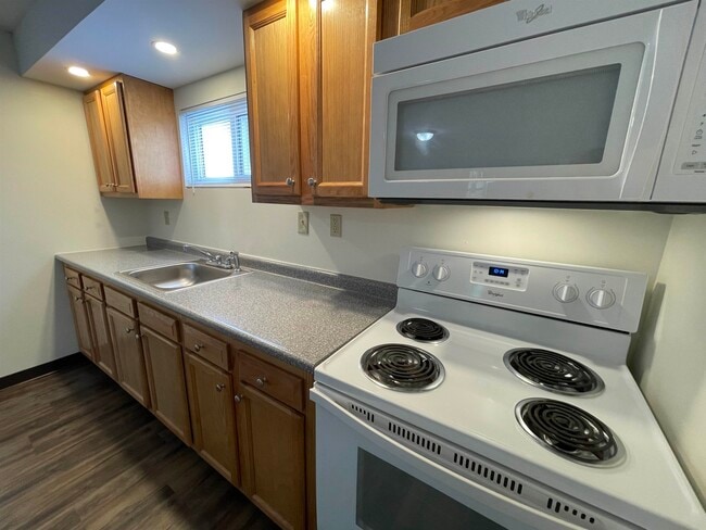 Building Photo - 53 Walker St