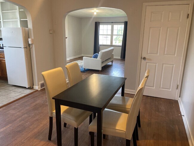 Building Photo - 77 N Huron Ave