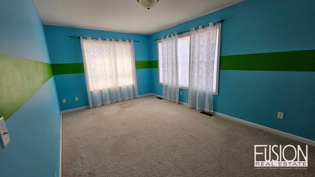 Building Photo - FREE July Rent for this Quiet, Four Bedroo...