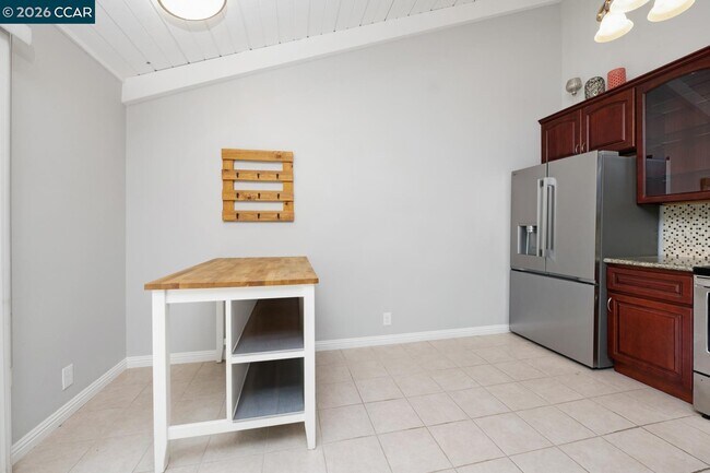 Building Photo - 238 Thistle Cir