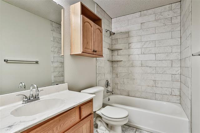 Building Photo - 3229 Spring Crest Ct