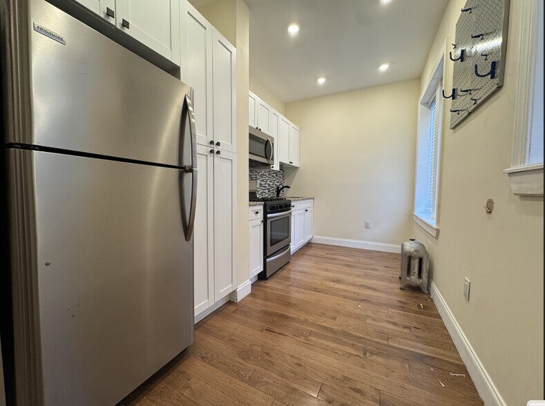 64 Sherman Pl 45 - 70 Sherman Pl