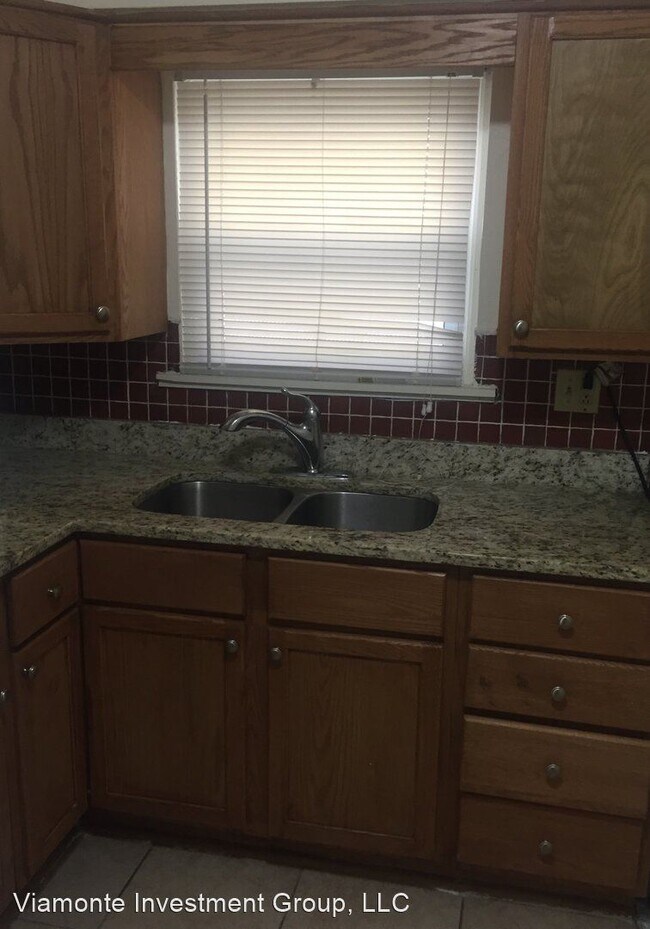 1306 Sibley Blvd 1306 Sibley Blvd Calumet City IL 60409 Apartment