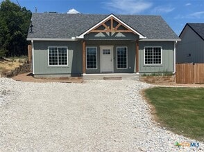 Building Photo - 1196 Canyon Trce