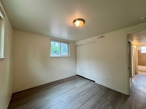 Building Photo - 2 Bedroom 1 Bath In Lakewood! Available Now!!