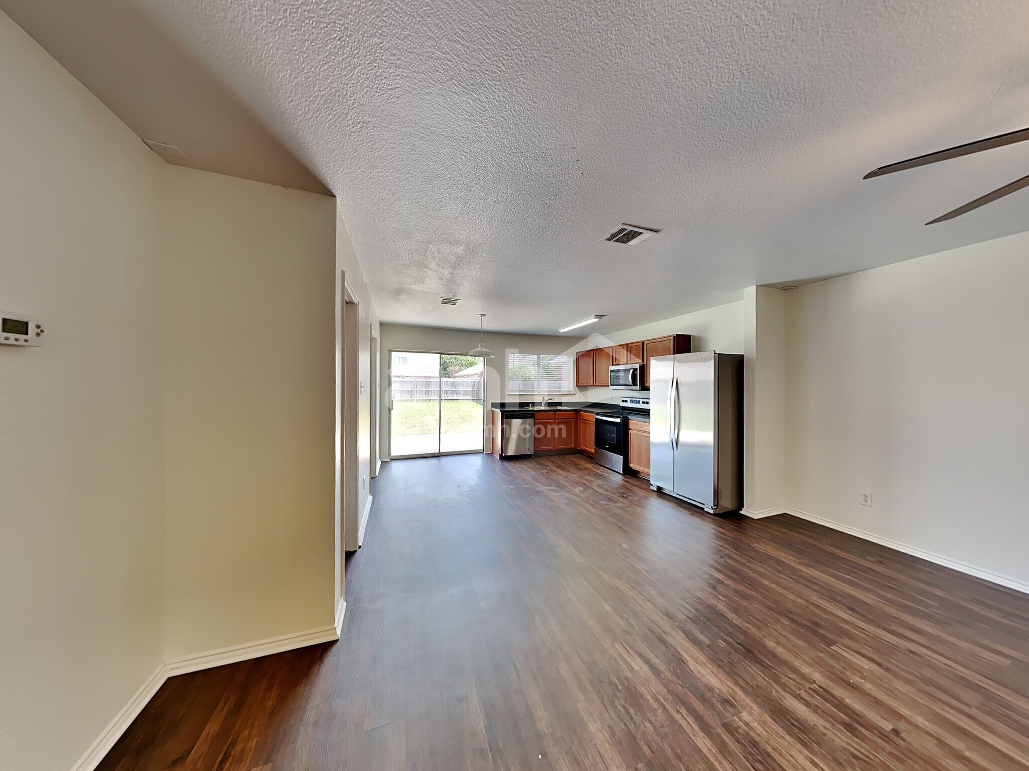 Building Photo - 2014 Kingsbridge Dr