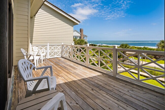 Building Photo - 1029 Debordieu Blvd