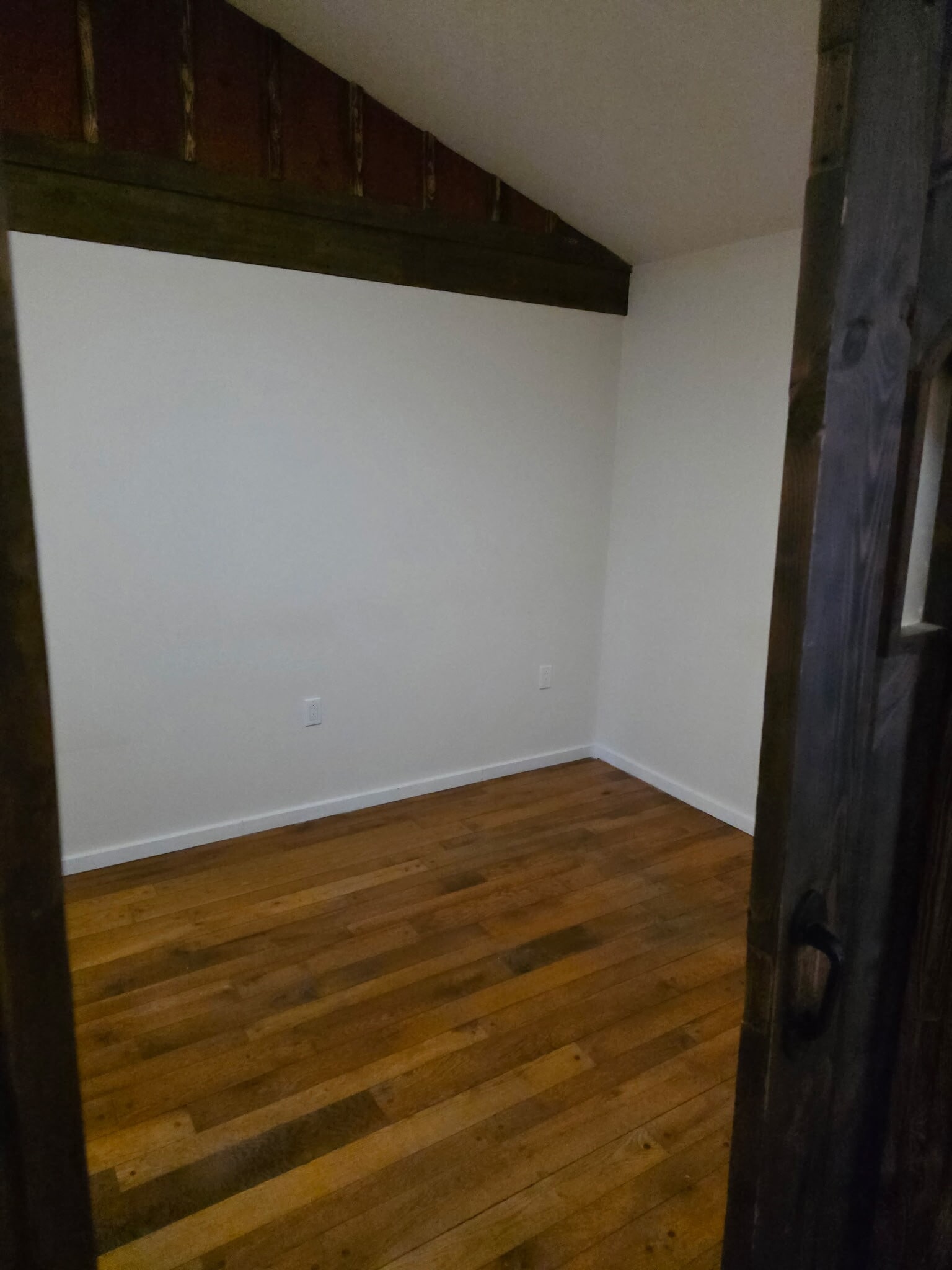 Room 2 - 2027 Slaterville Rd