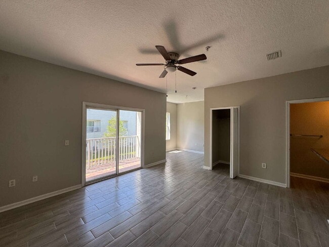 Building Photo - 6066 Gibson Ave